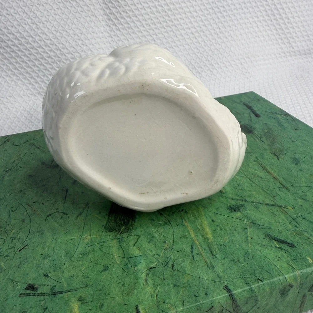 Vintage Cream Ceramic Swan Planter Bird Figurine Vase Cottagecore Decor 4 inch